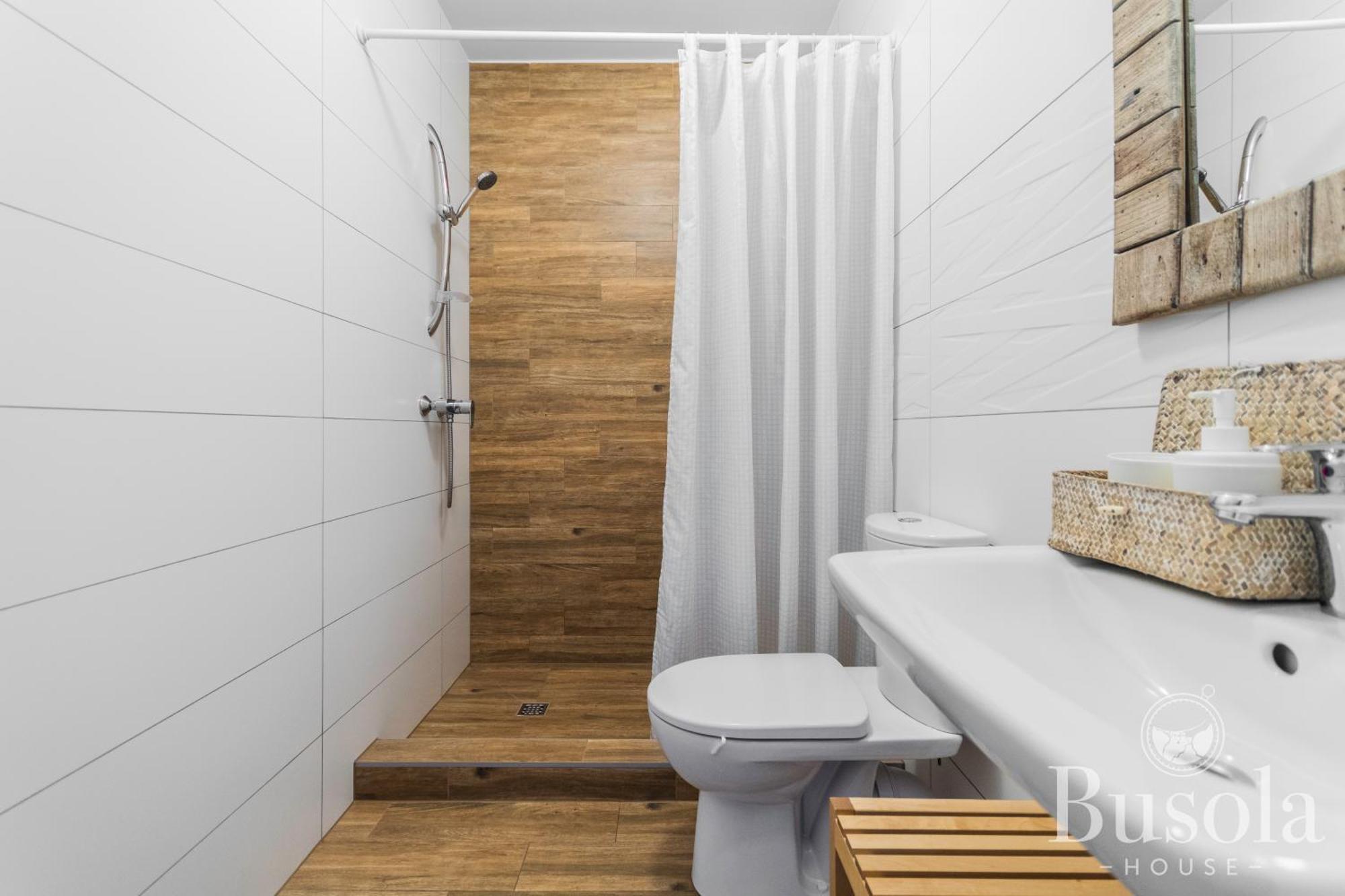 Busola House Privatunterkunft